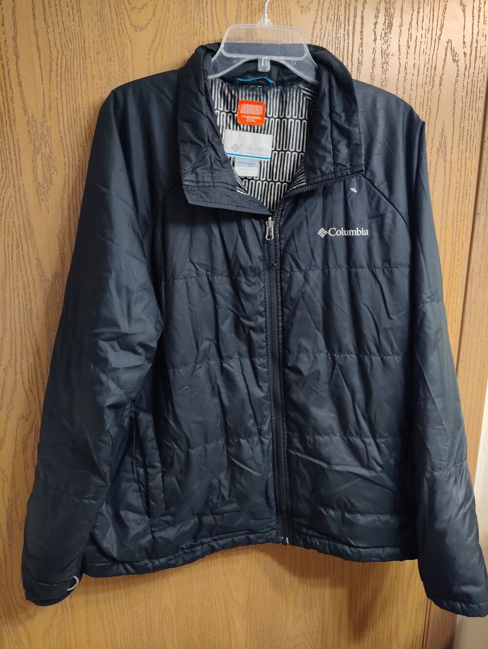 Columbia Black and White Thermal Coil Lined Jacket - Interchange